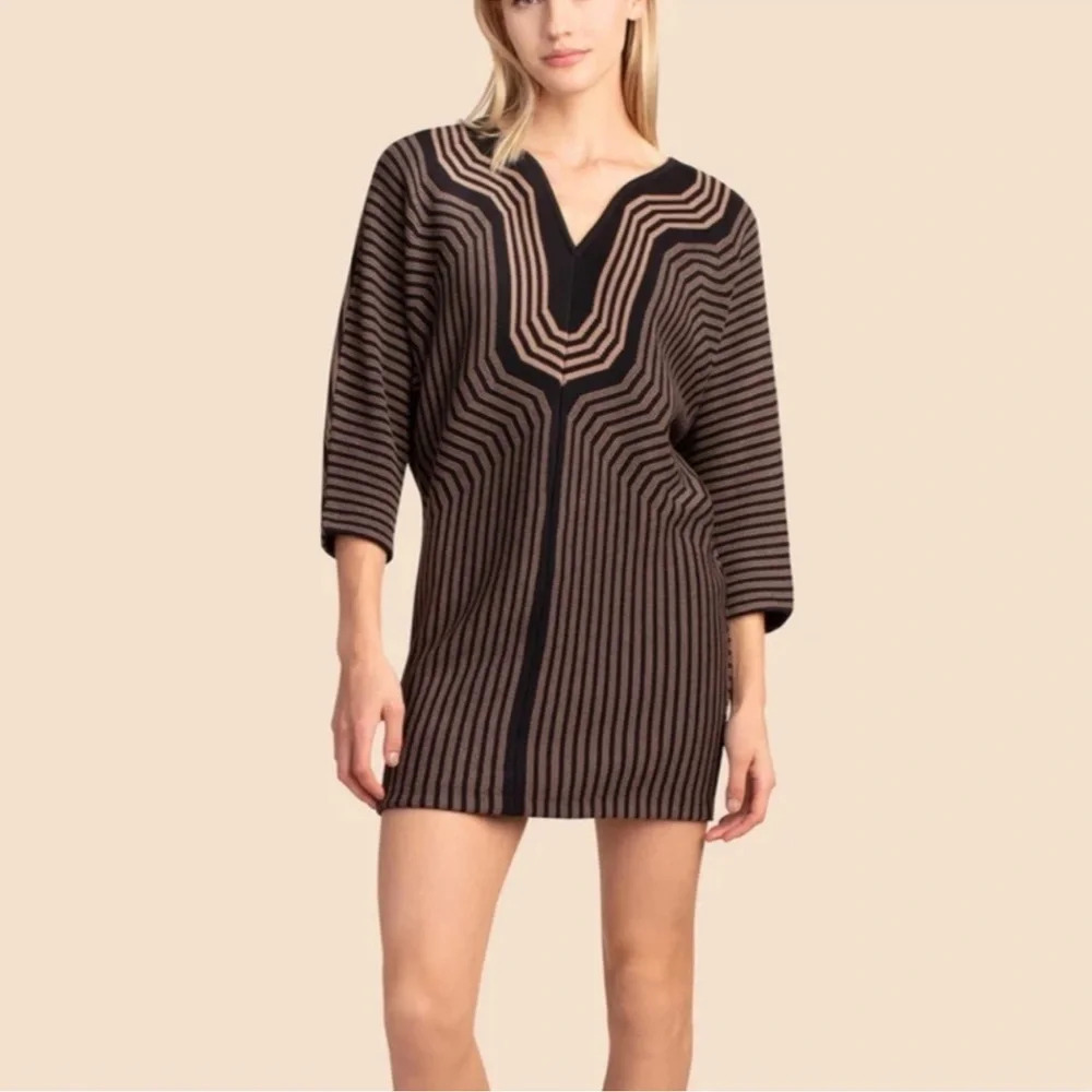 Trina Turk Gallivant Black Striped Dolman Sleeve V-Neck Sweater Dress size Small